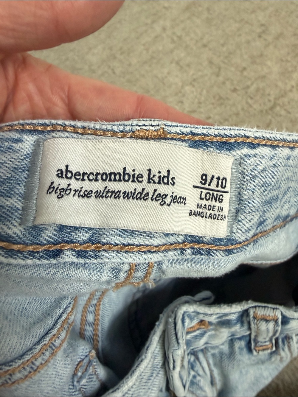 Abercrombie Kids Wide-Leg Jeans -Size 9/10 - Picture 4 of 5